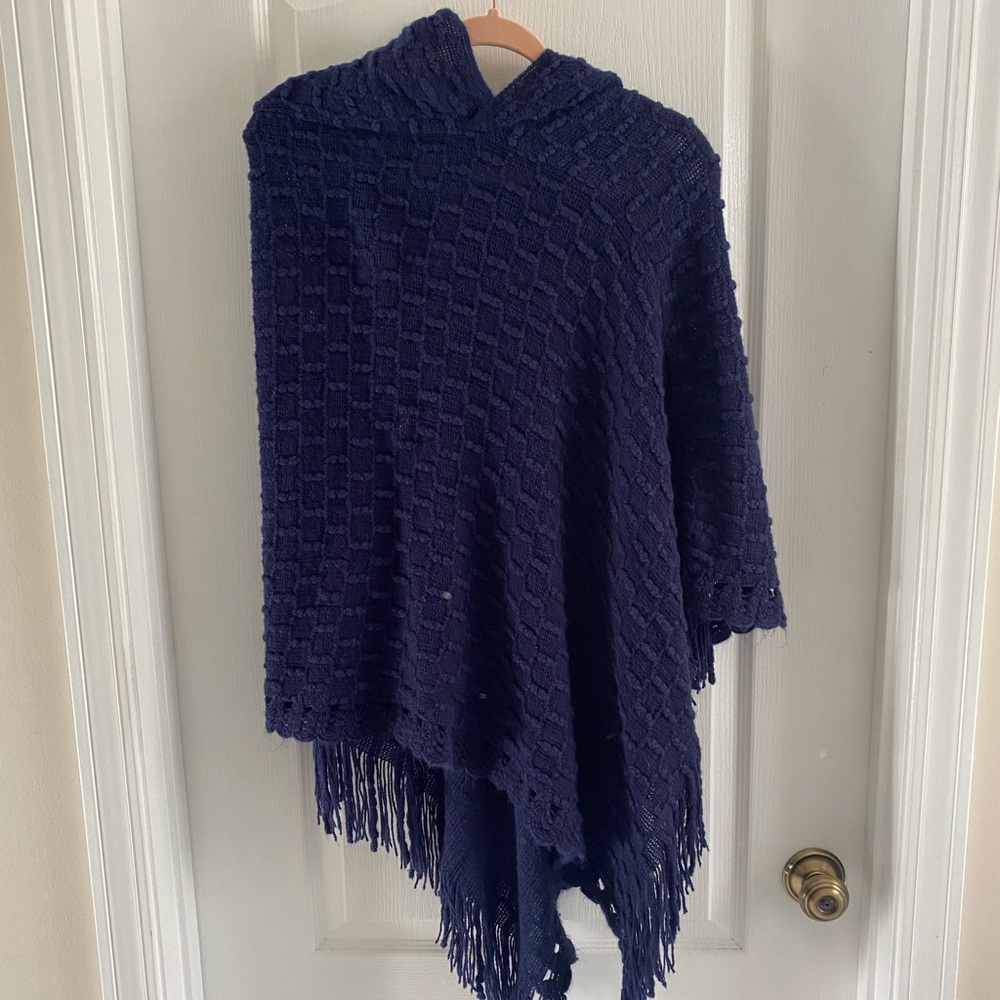 Sweater poncho with hood. Size L